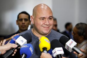 Prefeito de Cuiabá alerta população para guardar dinheiro: “Inflação pode disparar com crise política”