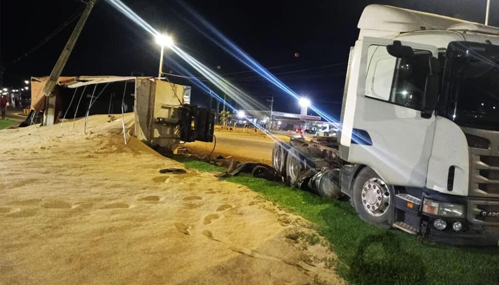 caminhoneiro sem habilitação causa acidente grave em MT