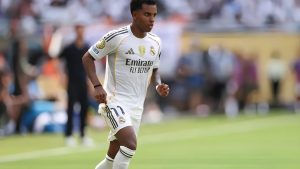 Barcelona mira Rodrygo para reforçar ataque e agita bastidores com possível reviravolta entre rivais